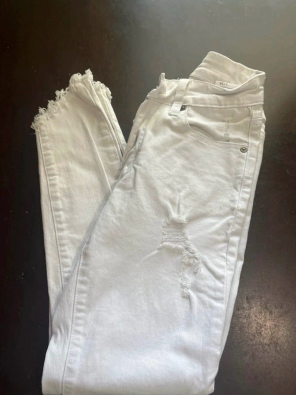 KanCan White Skinny Distressed Jeans